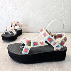 Teva Universal Flatform Sandals Crochet Boho Hippie Chunky Platform Wedge Size 8